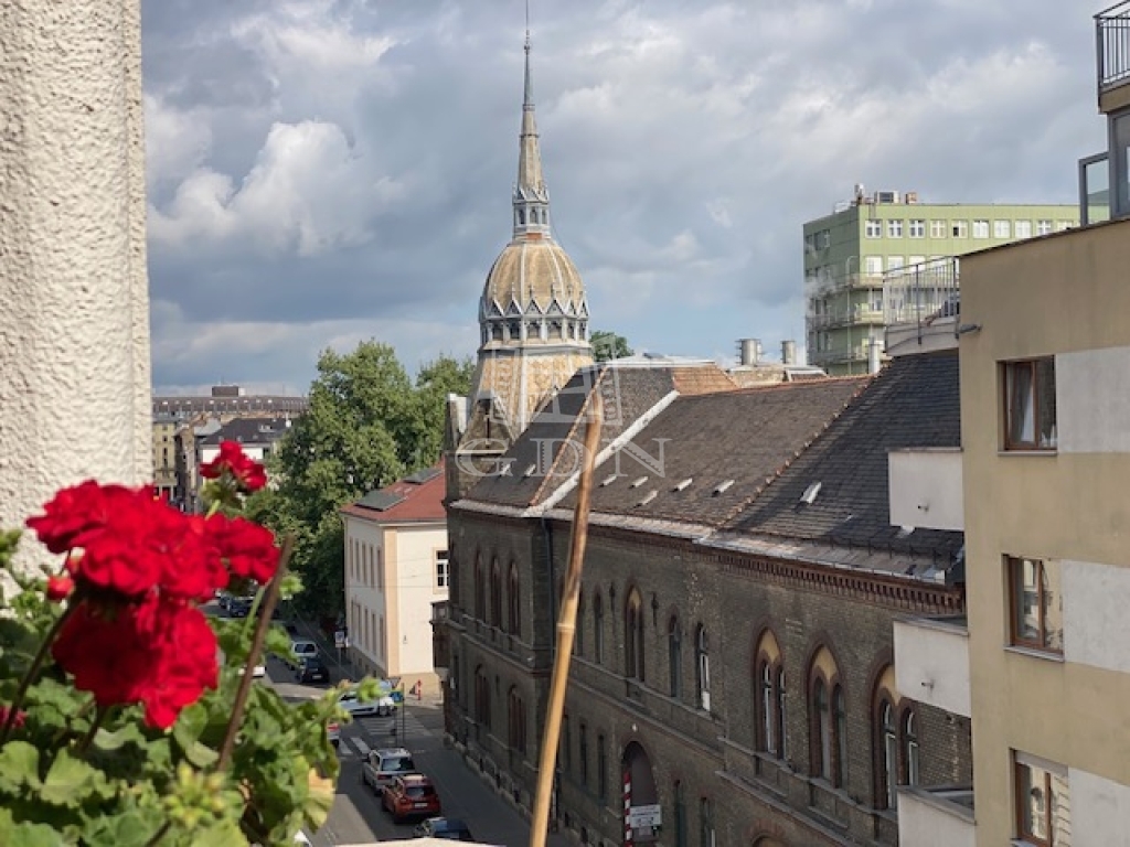 Vânzare Budapest VIII. kerület Locuinta (caramida)