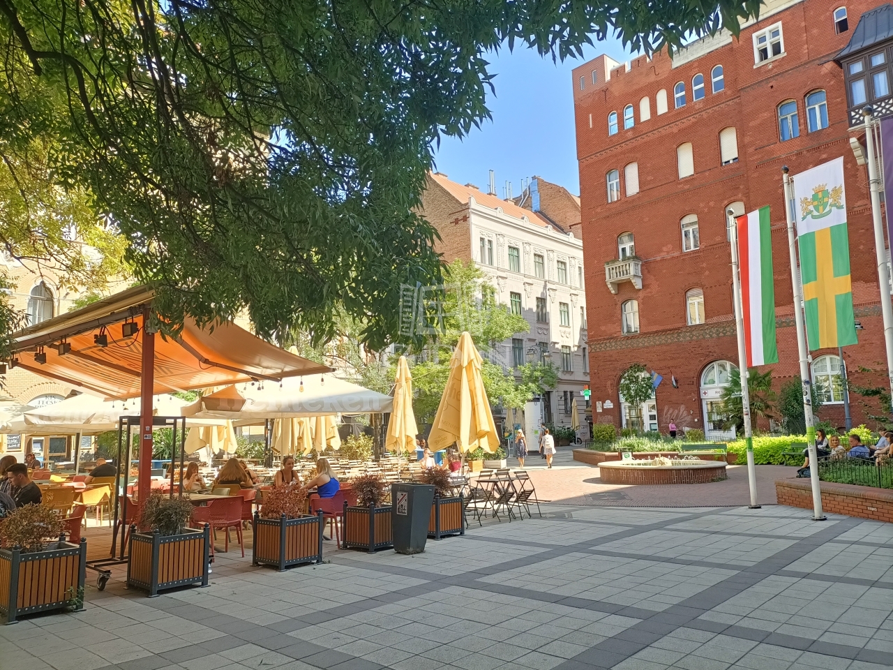 Vânzare Budapest VIII. kerület Locuinta (caramida)