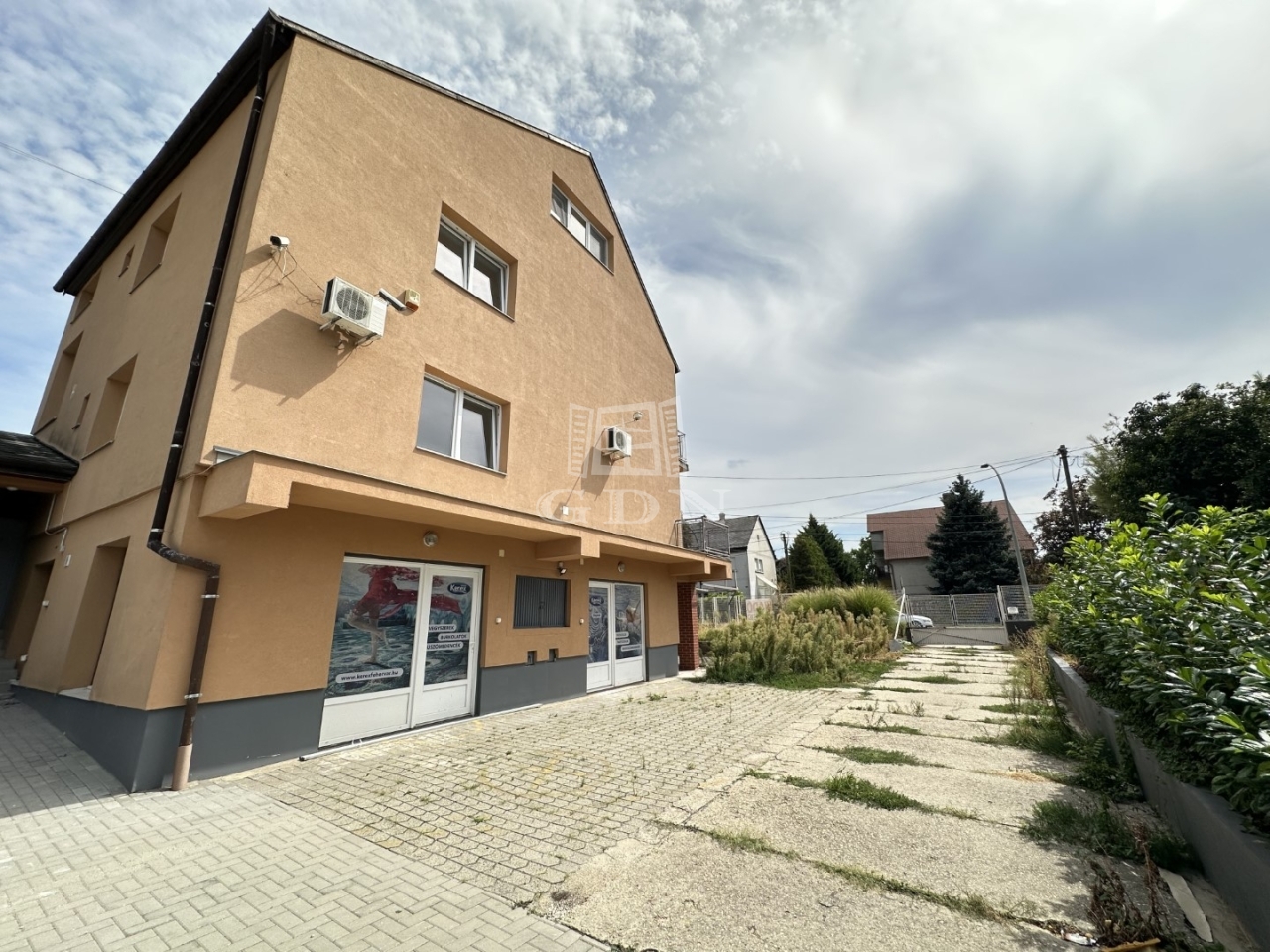 For rent Székesfehérvár Flat (brick)